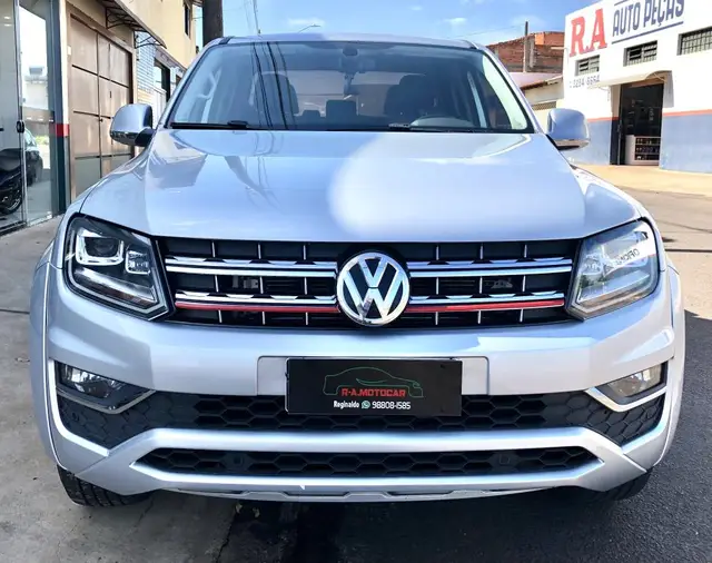 Carro Volkswagen Amarok 2017 2.0 CD 4x4 TDi Highline Extreme (Aut)