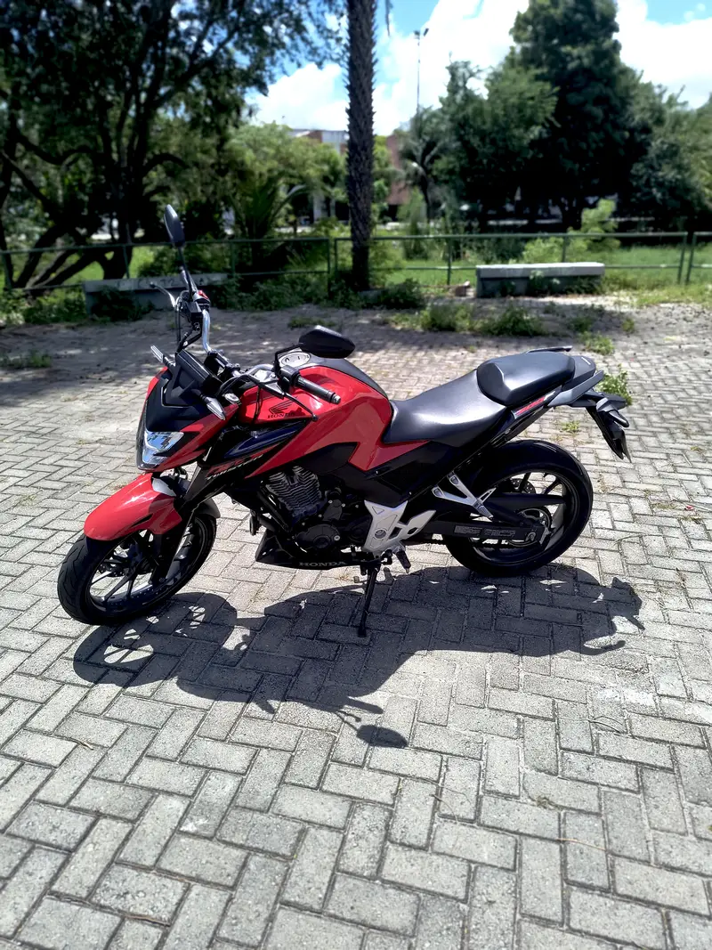 Honda CB 300F Twister (ABS)