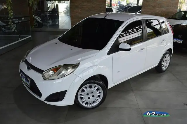 Carro Ford Fiesta Hatch 2014 1.6 (Flex)