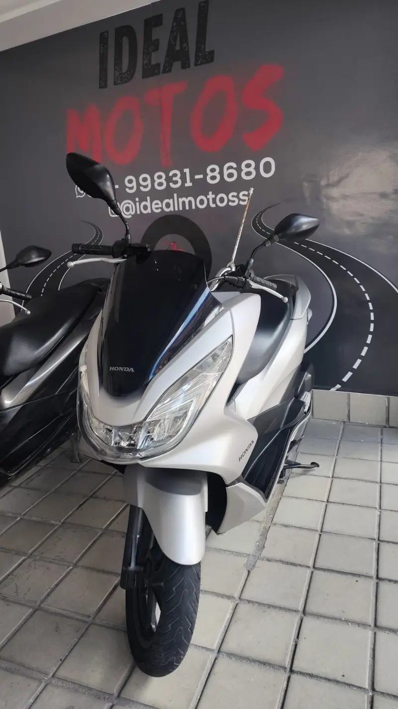 Honda PCX 150 DLX