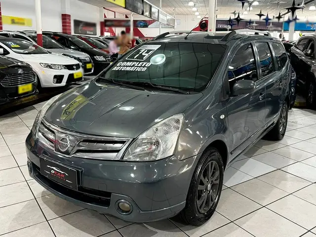 Carro Nissan Grand Livina 2014 SL 1.8 16V (flex) (aut)
