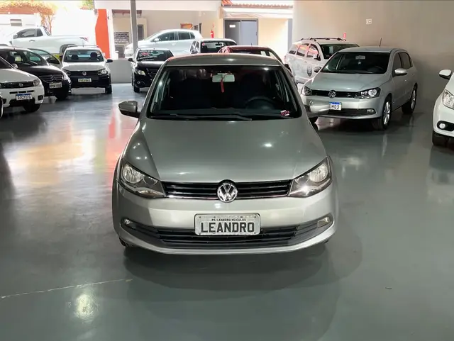 Carro Volkswagen Voyage 2016 1.6 Trendline (Flex)