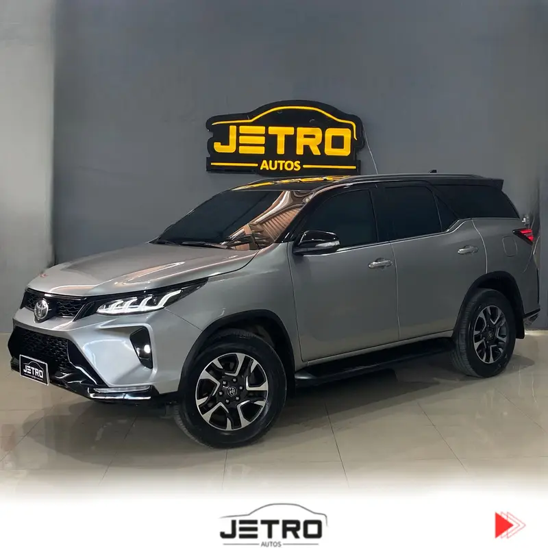 Toyota SW4 2.8 TDI SRX 5L 4x4 (Aut)