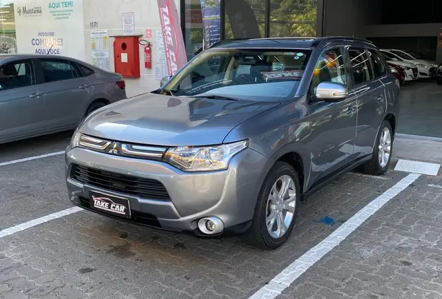 Carro Mitsubishi Outlander 2015 2.0 16V CVT