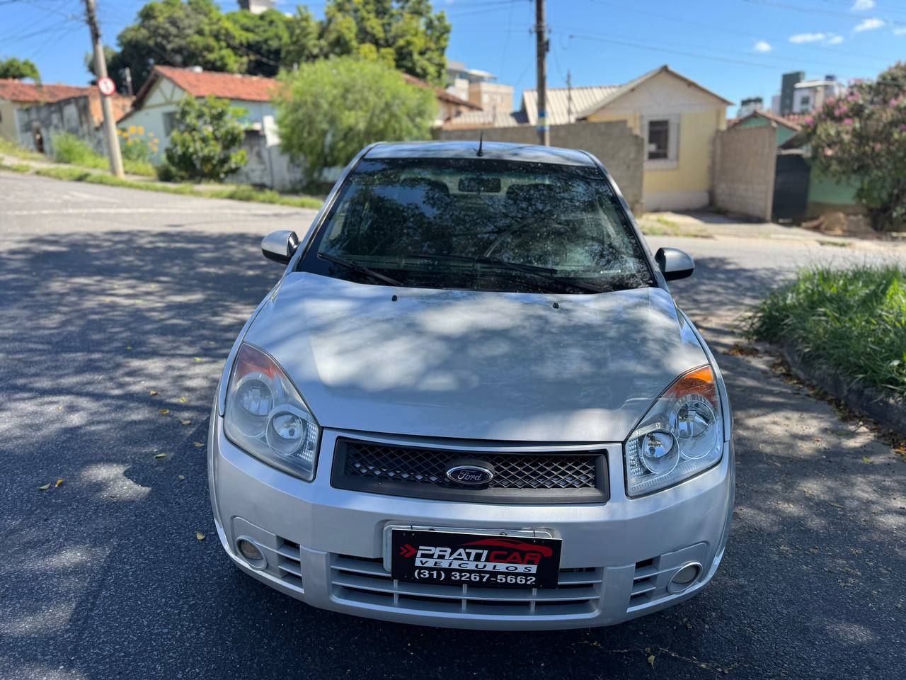 Ford Fiesta Sedan