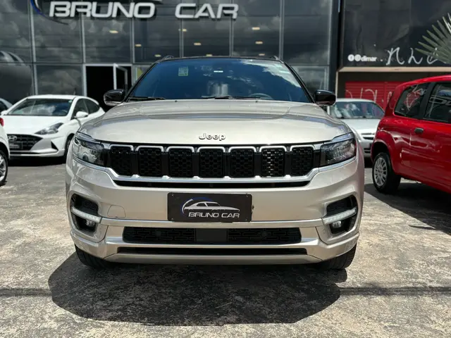 Carro Jeep Commander 2022 Overland TD380 Diesel 4x4 (Aut)