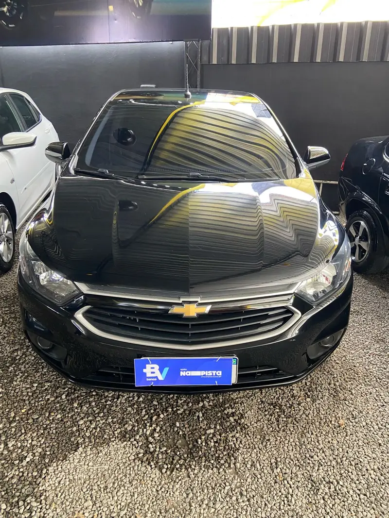 Chevrolet Onix 1.0 LT SPE/4