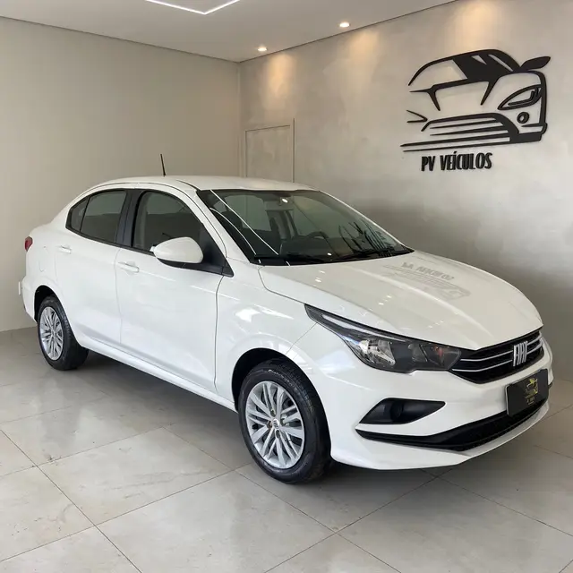 Carro Fiat Cronos 2023 Drive 1.3 (Flex) MT