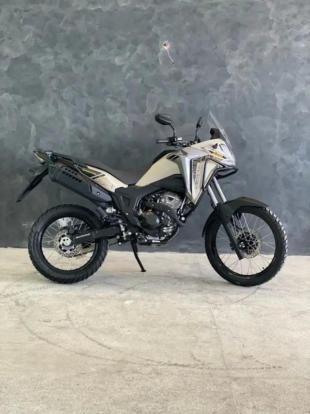 Carro Honda XRE Sahara 300 2024 Adventure