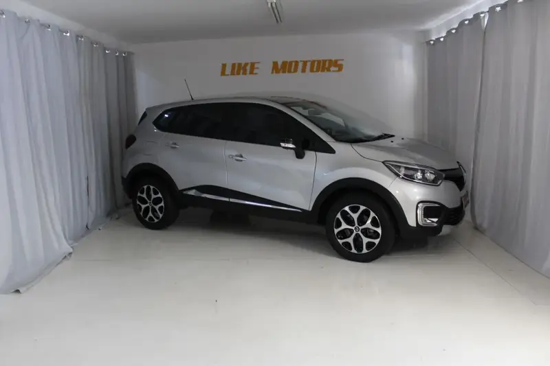 Renault Captur Intense 1.6 16v SCe CVT (Flex)