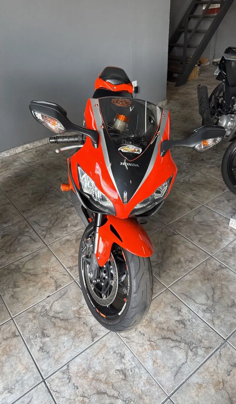 Honda CBR 1000RR Fireblade (ABS)