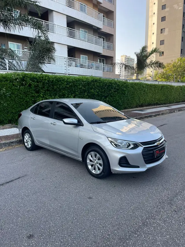 Carro Chevrolet Onix Plus 2021 1.0 LT (Flex)