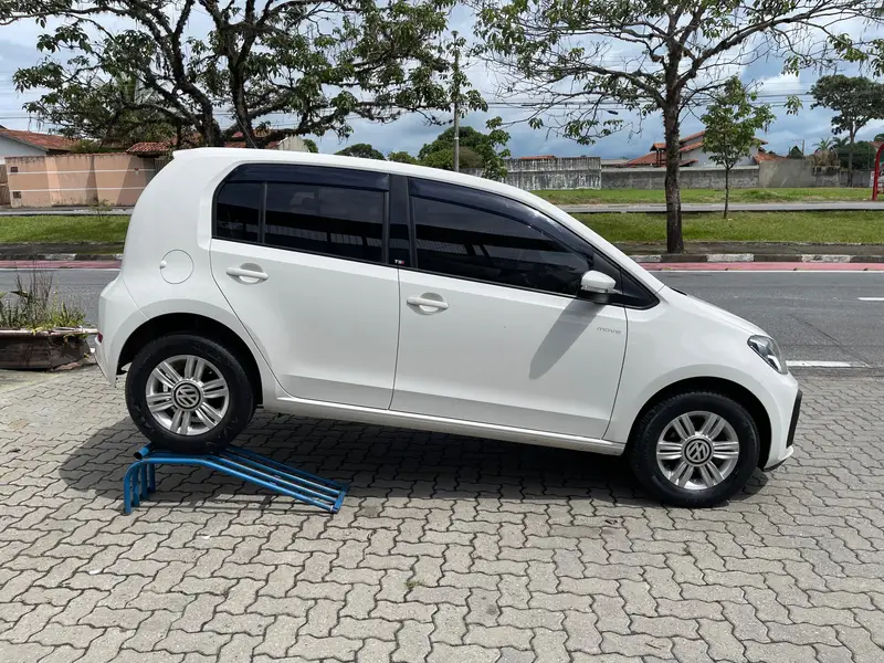 Volkswagen Up! 1.0 12v TSI E-Flex Move