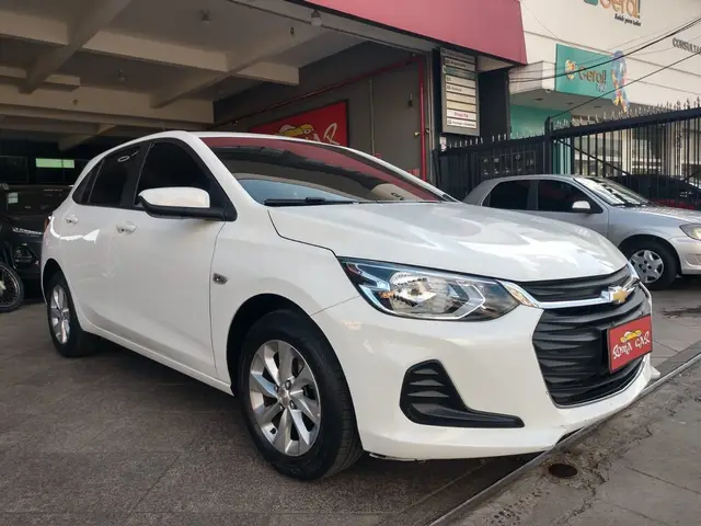Carro Chevrolet Onix 2023 LT 1.0