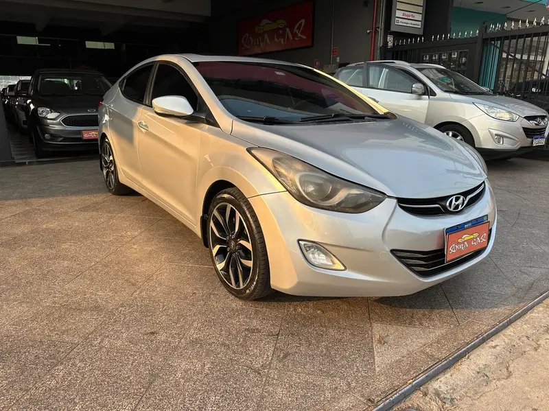 Hyundai Elantra Sedan 1.8 GLS (aut)