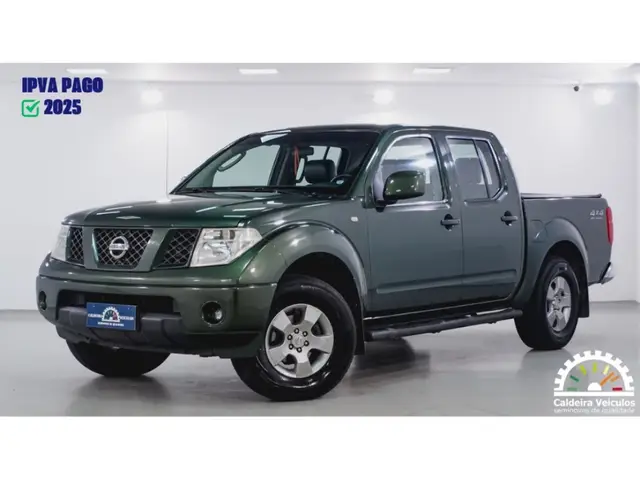 Carro Nissan Frontier 2013 XE 4x4 2.5 16V (cab. dupla)