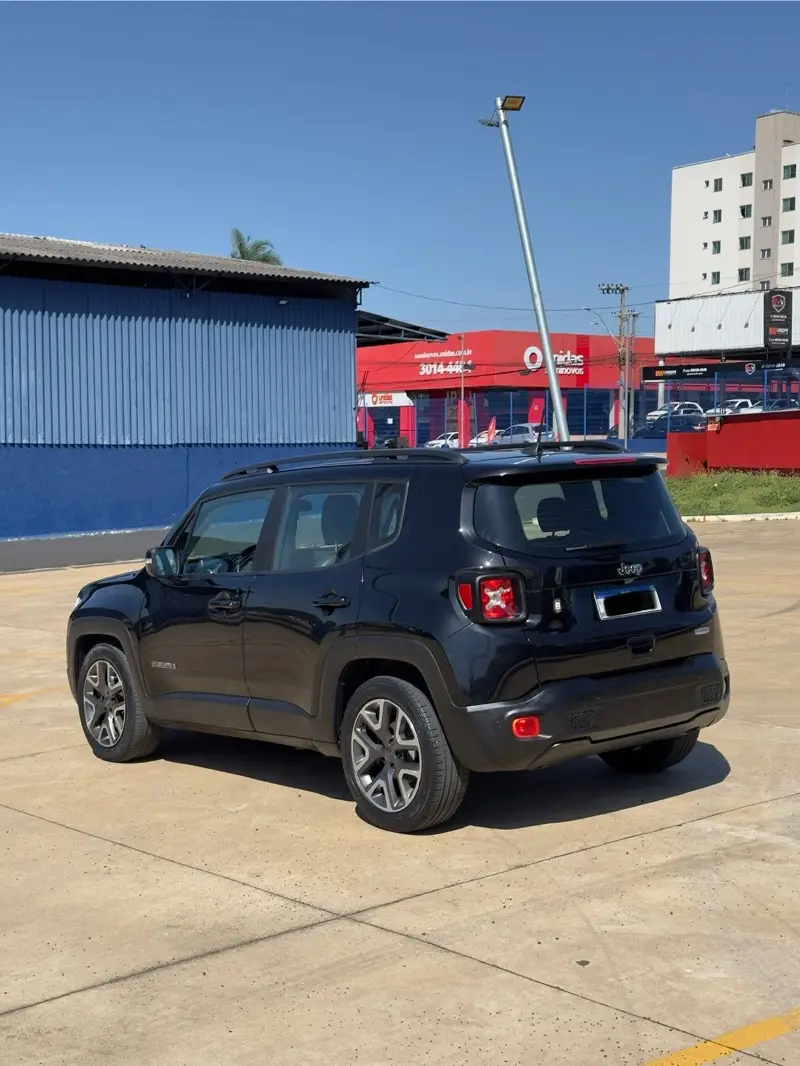 Jeep Renegade Longitude 1.8 4x2 (Aut) (Flex)