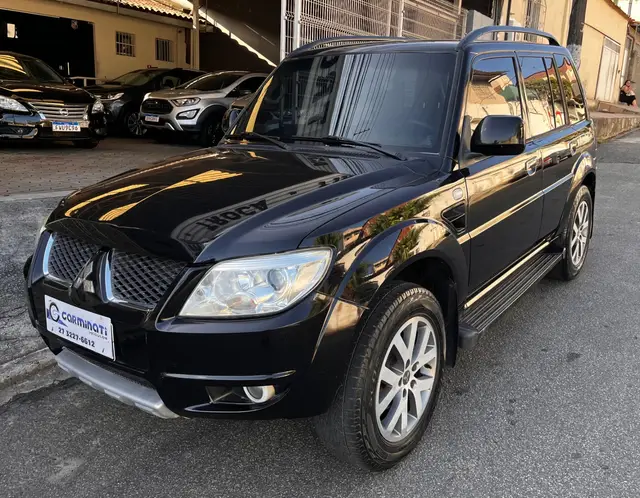 Carro Mitsubishi Pajero TR4 2015 2.0 16V O Neill (Flex)