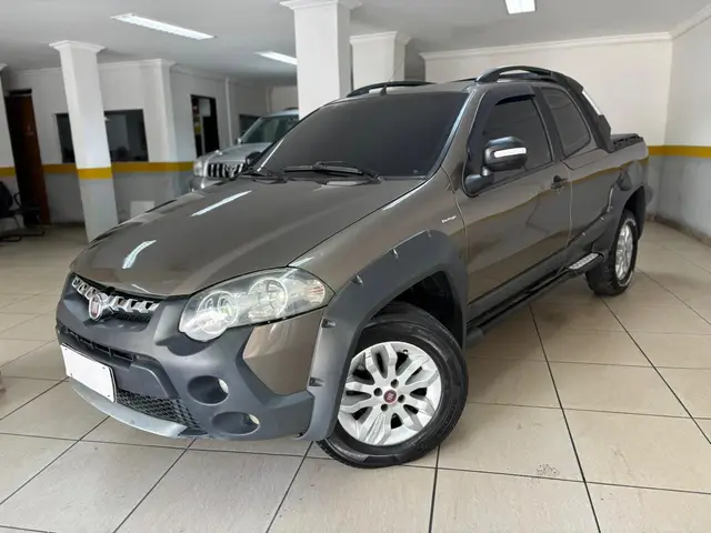Carro Fiat Strada 2013 Adventure 1.8 16V Dualogic (Flex) (Cabine Dupla)