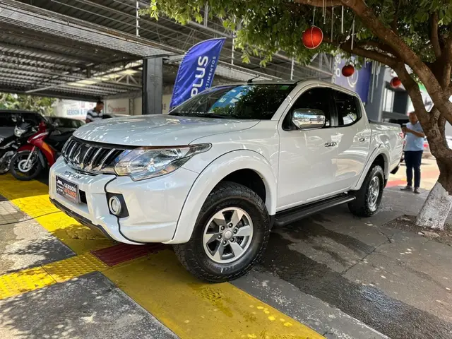 Carro Mitsubishi L200 Triton Sport 2020 Sport 2.4 DID-H HPE-S 4WD (Aut)