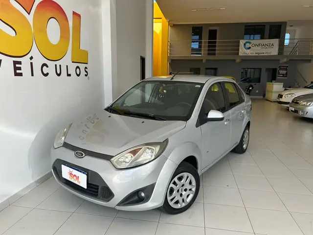 Carro Ford Fiesta Sedan 2014 SE 1.6 Rocam (Flex)