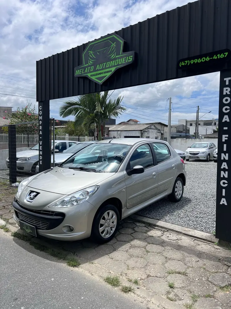 Peugeot 207 Hatch XR Sport 1.4 8V (flex)