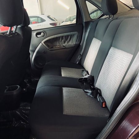 Fiesta Sedan 1.6 (Flex)