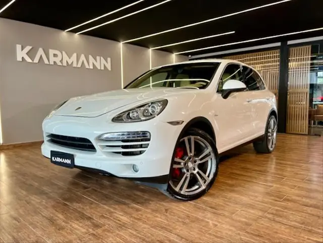 Carro Porsche Cayenne 2013 3.0 V6 TDI