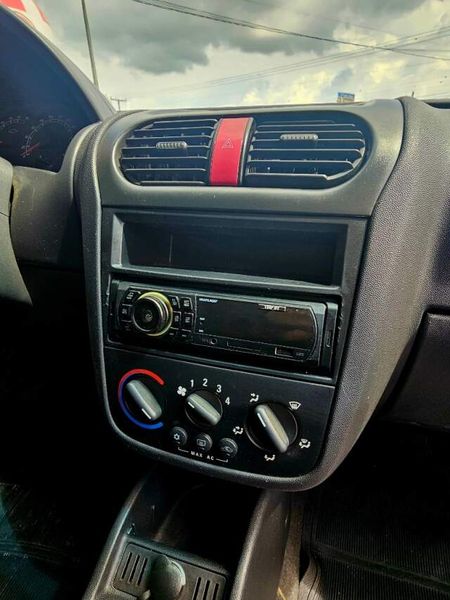 Corsa Hatch Maxx 1.4 (Flex)