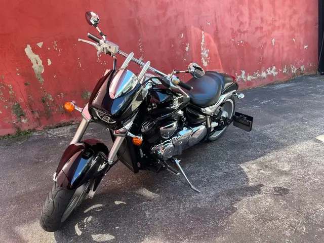 Carro Suzuki Boulevard 2012 M1500