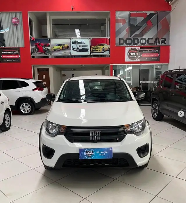 Carro Fiat Mobi 2023 Trekking 1.0 (Flex)