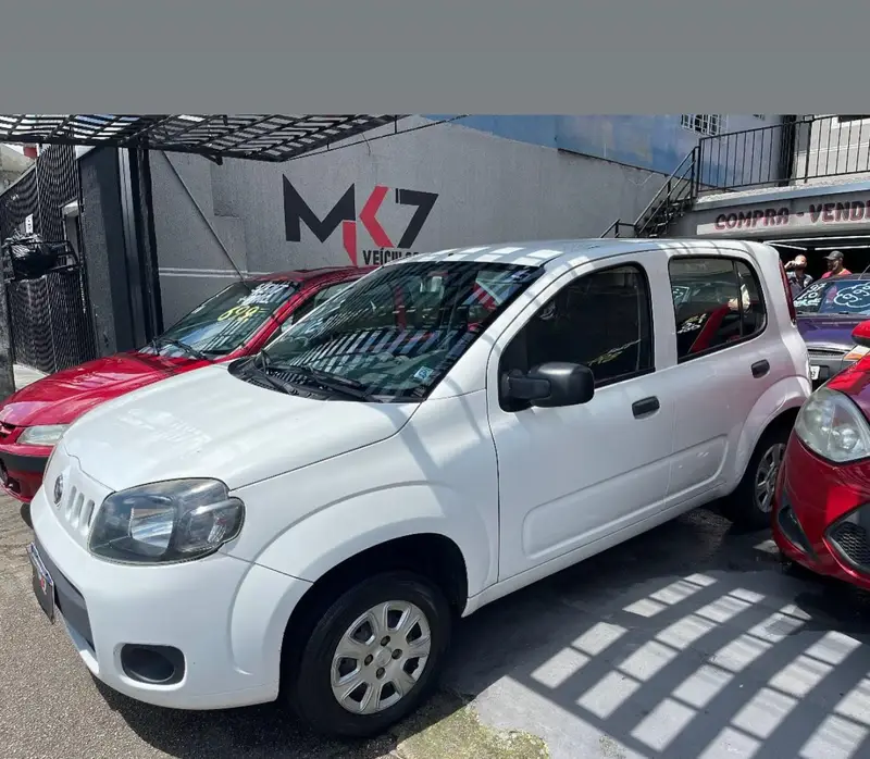Fiat Uno Vivace 1.0 8V (Flex) 2p