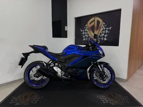 Carro Yamaha YZF R3 2023 ABS