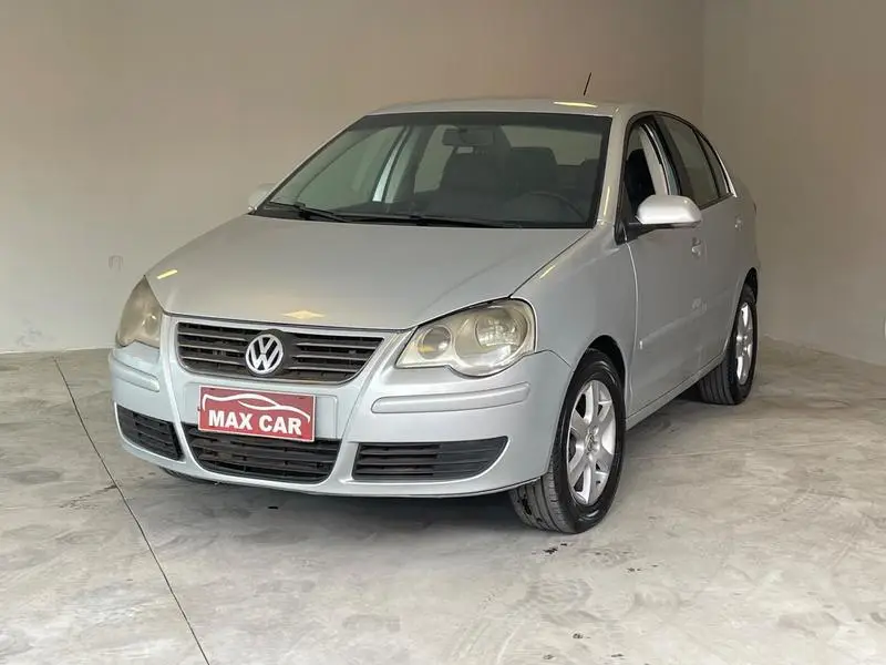 Volkswagen Polo Sedan Comfortline 1.6 8V (Flex)