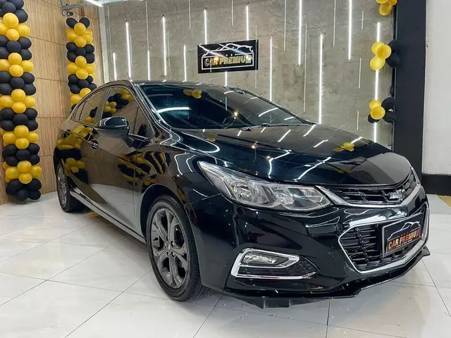 Carro Chevrolet Cruze 2019 HB Black Bow Tie 1.4 TB Flex Aut.