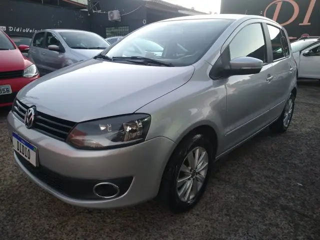 Carro Volkswagen Fox 2012 1.6 VHT I-Motion (Flex)