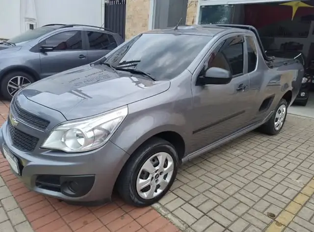 Carro Chevrolet Montana 2019 LS 1.4 (Flex)