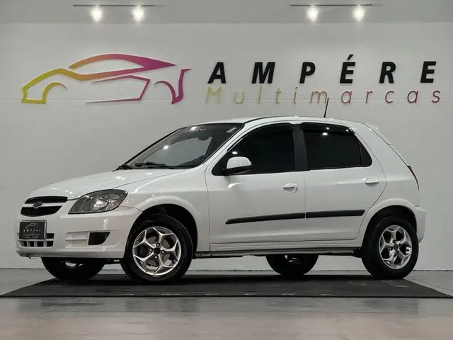 Carro Chevrolet Celta 2013 LT 1.0 (Flex)