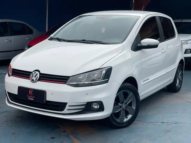 Carro Volkswagen Fox 2017 1.6 MSI Comfortline (Flex)