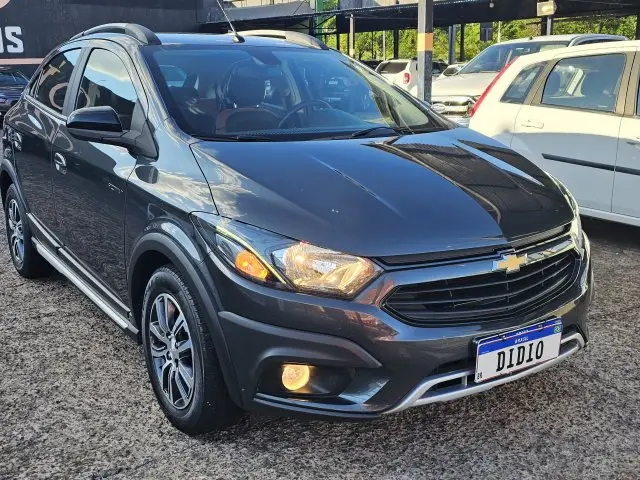 Carro Chevrolet Onix 2018 1.4 Activ SPE/4