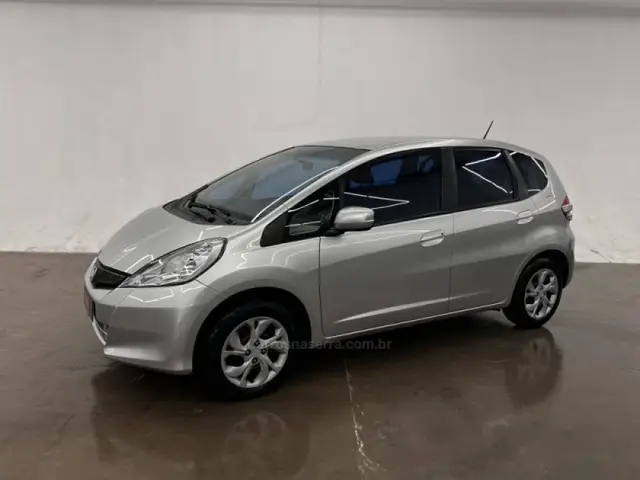Carro Honda Fit 2013 DX 1.4 (Flex)