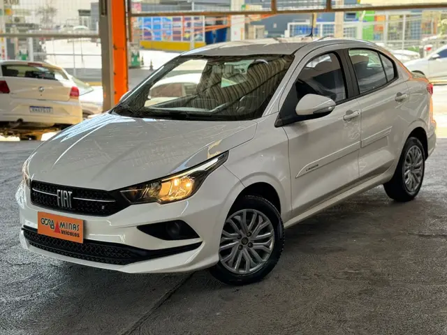 Carro Fiat Cronos 2022 Drive 1.3