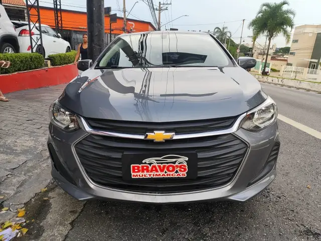 Carro Chevrolet Onix 2023 LT 1.0