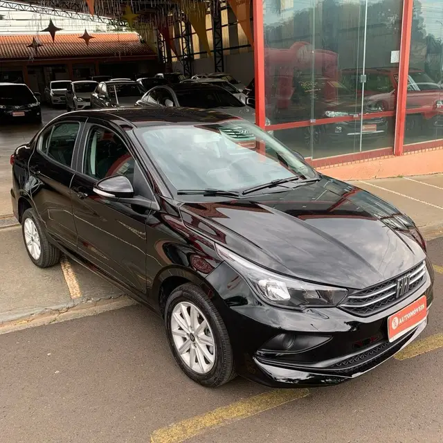 Carro Fiat Cronos 2023 Drive 1.0 (Flex) MT