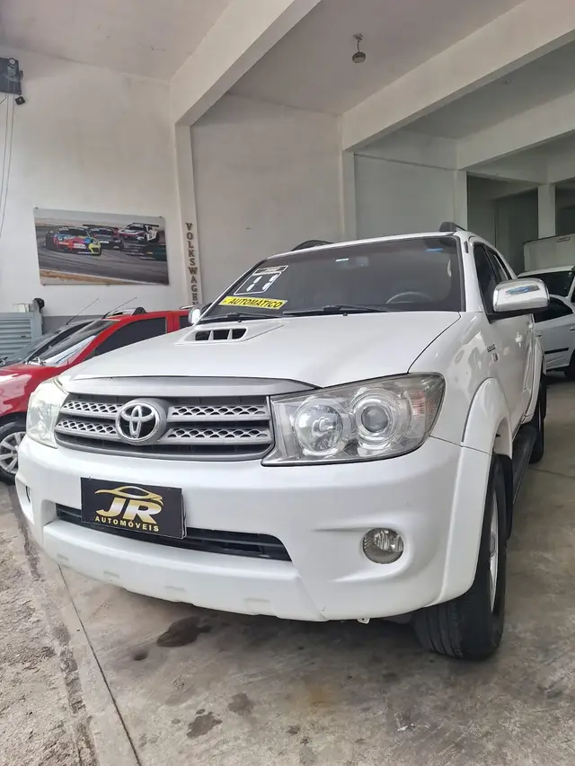 Carro Toyota Hilux SW4 2011 SRV 4x4 3.0 Turbo  (aut)