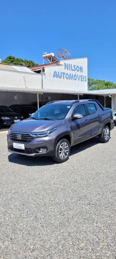 Carro Fiat Strada 2023 Volcano 1.3 CD AT (Flex)