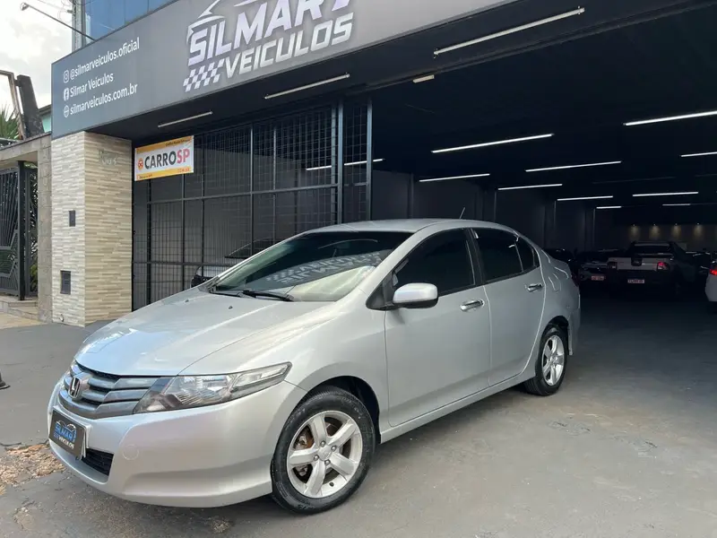 Honda City LX 1.5 16V (flex)