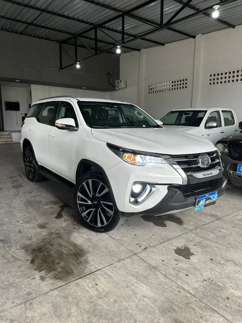 Toyota SW4 2.7 SR 7L 4x2 (Aut) (Flex)