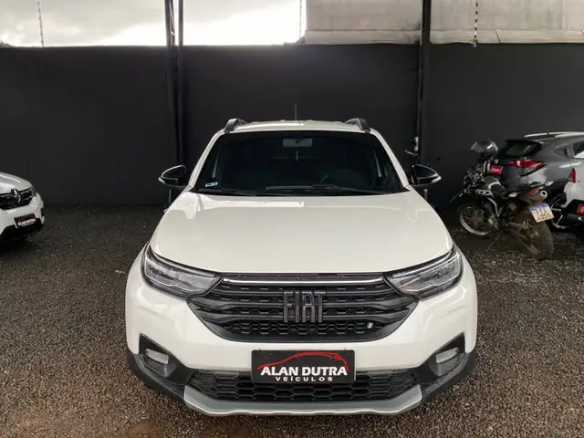 Carro Fiat Strada 2023 Ranch 1.3 Flex 8V CD Aut.