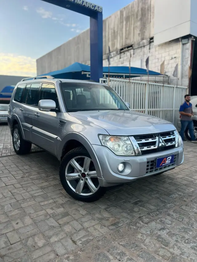 Carro Mitsubishi Pajero Full 2014 3.2 DI-D 3D HPE 4WD